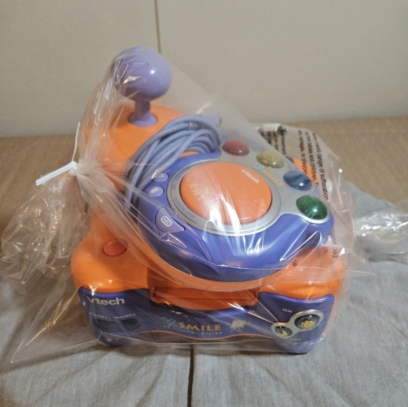 Vtech vsmile tv learning system game console with controller - Picture 13 of 13
